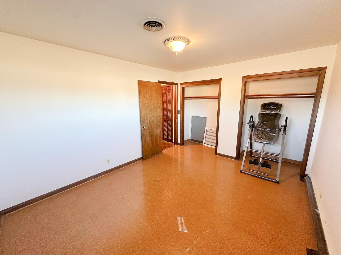 608 Pine Tree Drive Streator, IL 61364 - Photo 12 of 26