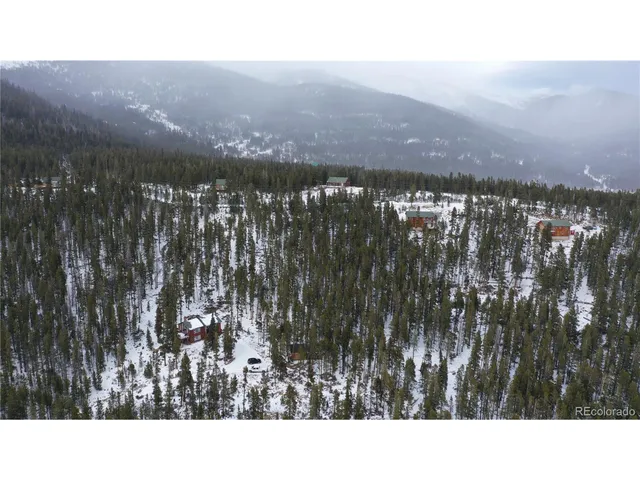 a black and white photo of a city