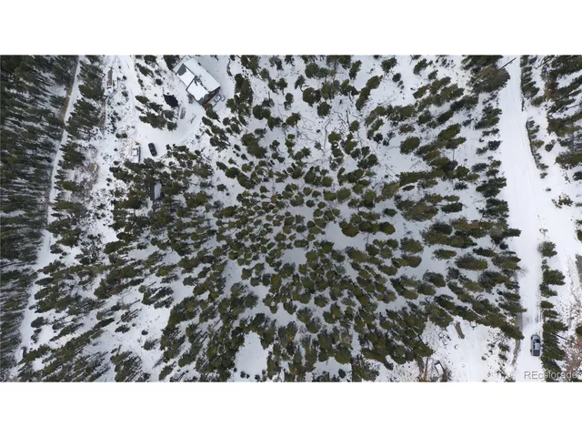 a black and white photo of a house