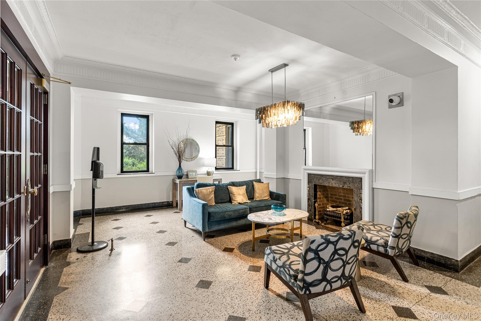 43 Calton Road, Unit 2K New Rochelle, NY 10804 - Photo 11 of 17