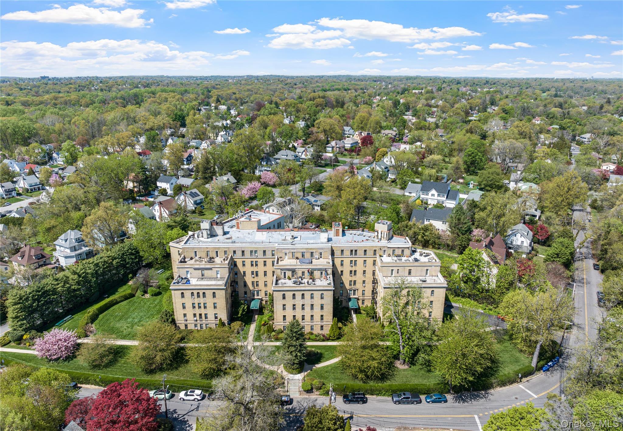 43 Calton Road, Unit 2K New Rochelle, NY 10804 - Photo 16 of 17