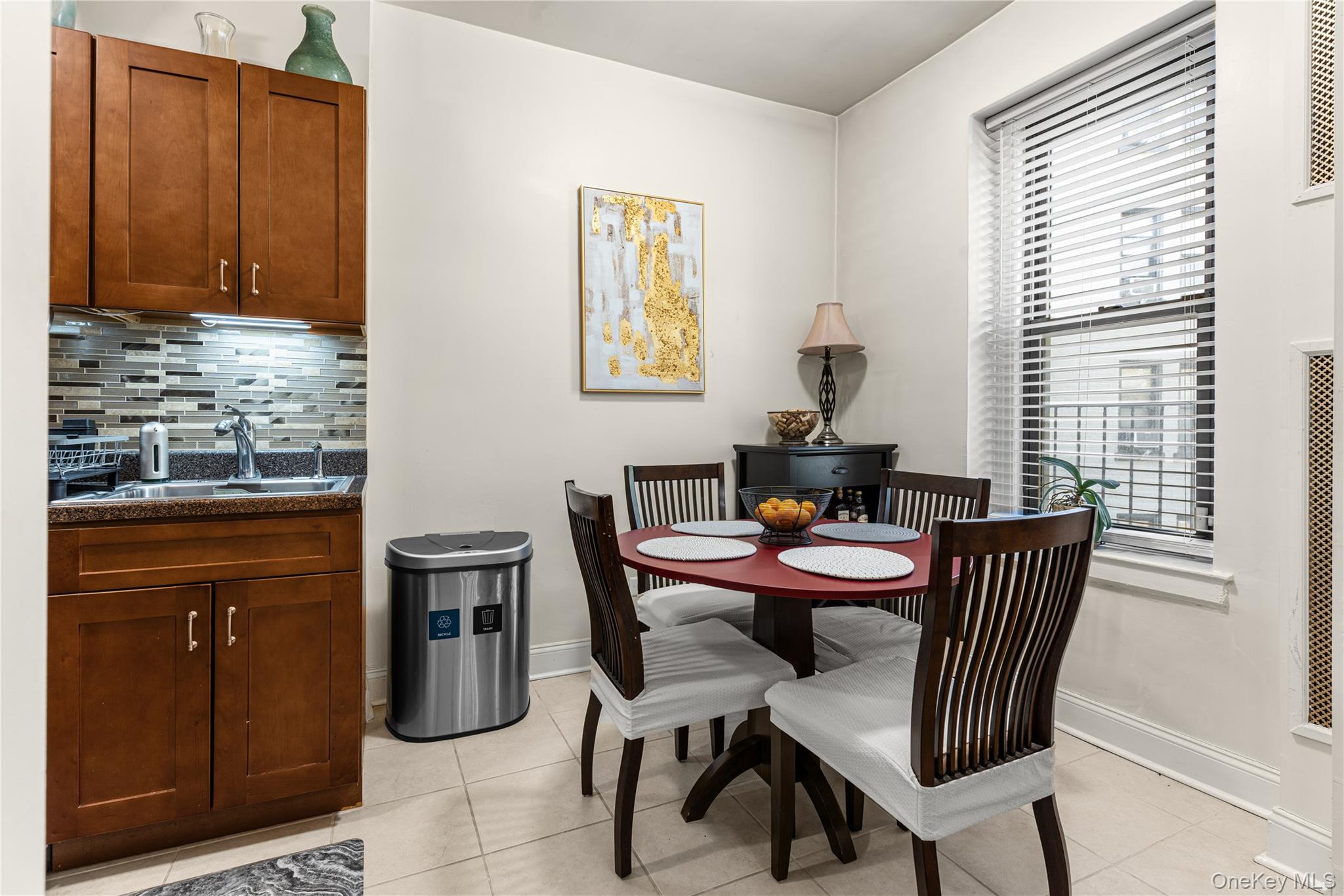 43 Calton Road, Unit 2K New Rochelle, NY 10804 - Photo 5 of 17