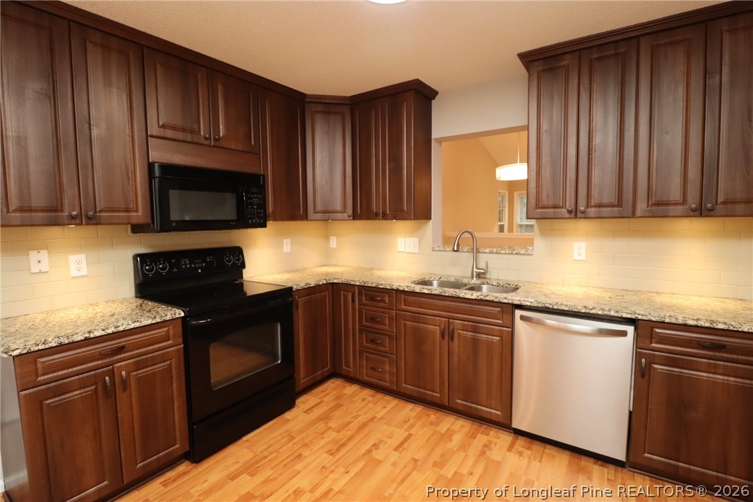 12305 Harcourt Drive Raleigh, NC 27613 - Photo 4 of 42