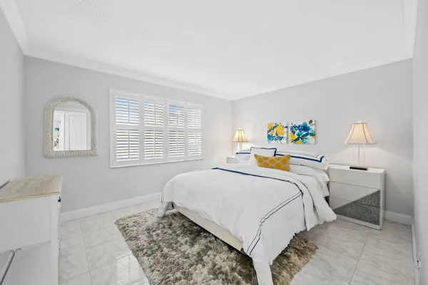 $285,000 | 170 Southeast 5th Avenue, Unit 103, Dania Beach, FL 33004