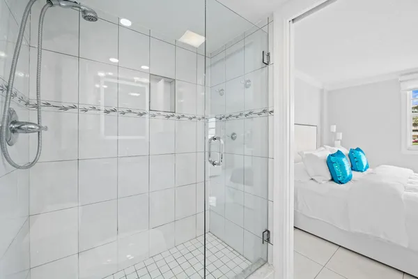 $285,000 | 170 Southeast 5th Avenue, Unit 103, Dania Beach, FL 33004