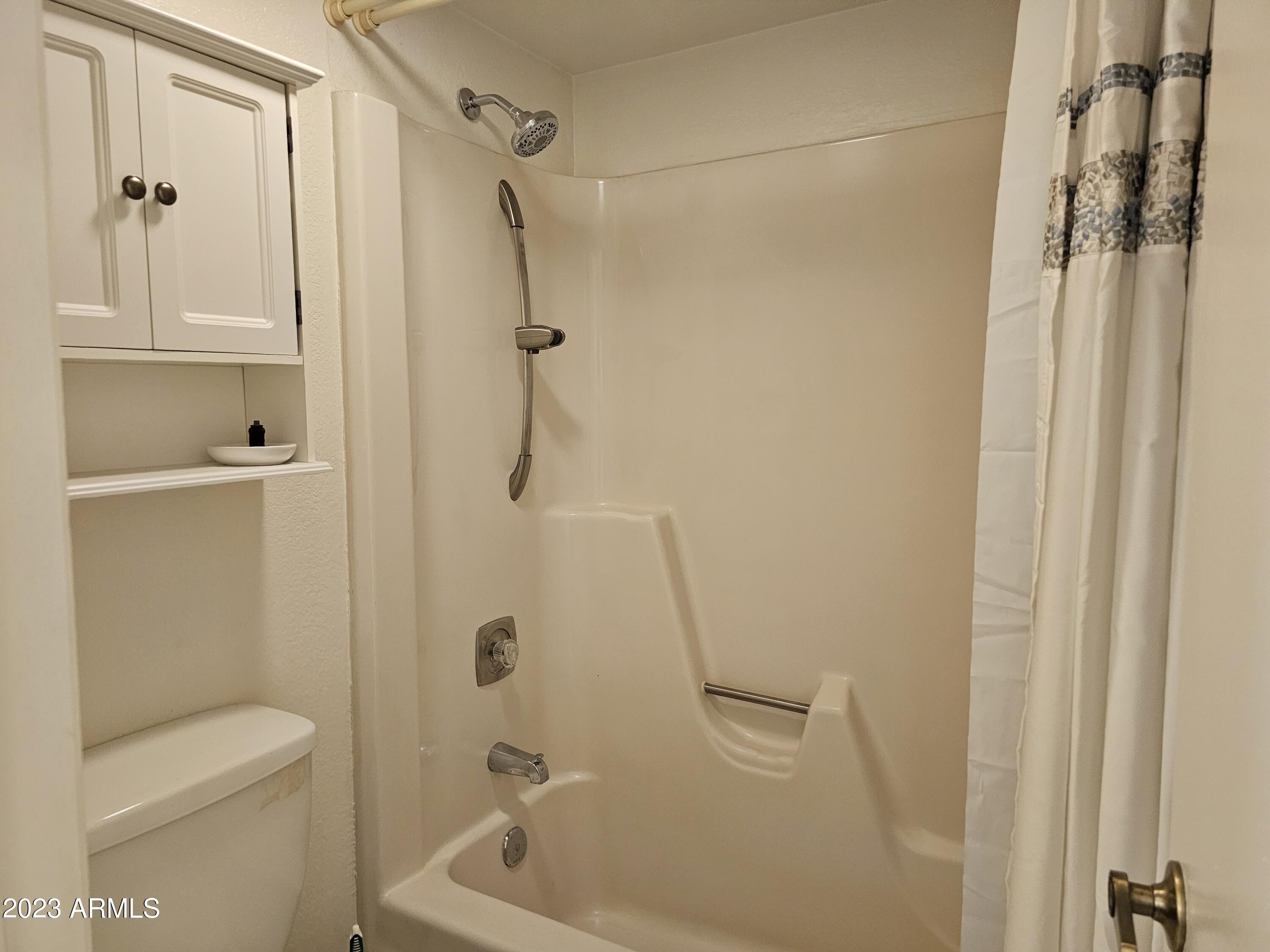 4150 East Cactus Road, Unit 102 Phoenix, AZ 85032 - Photo 11 of 22 20230912_101722