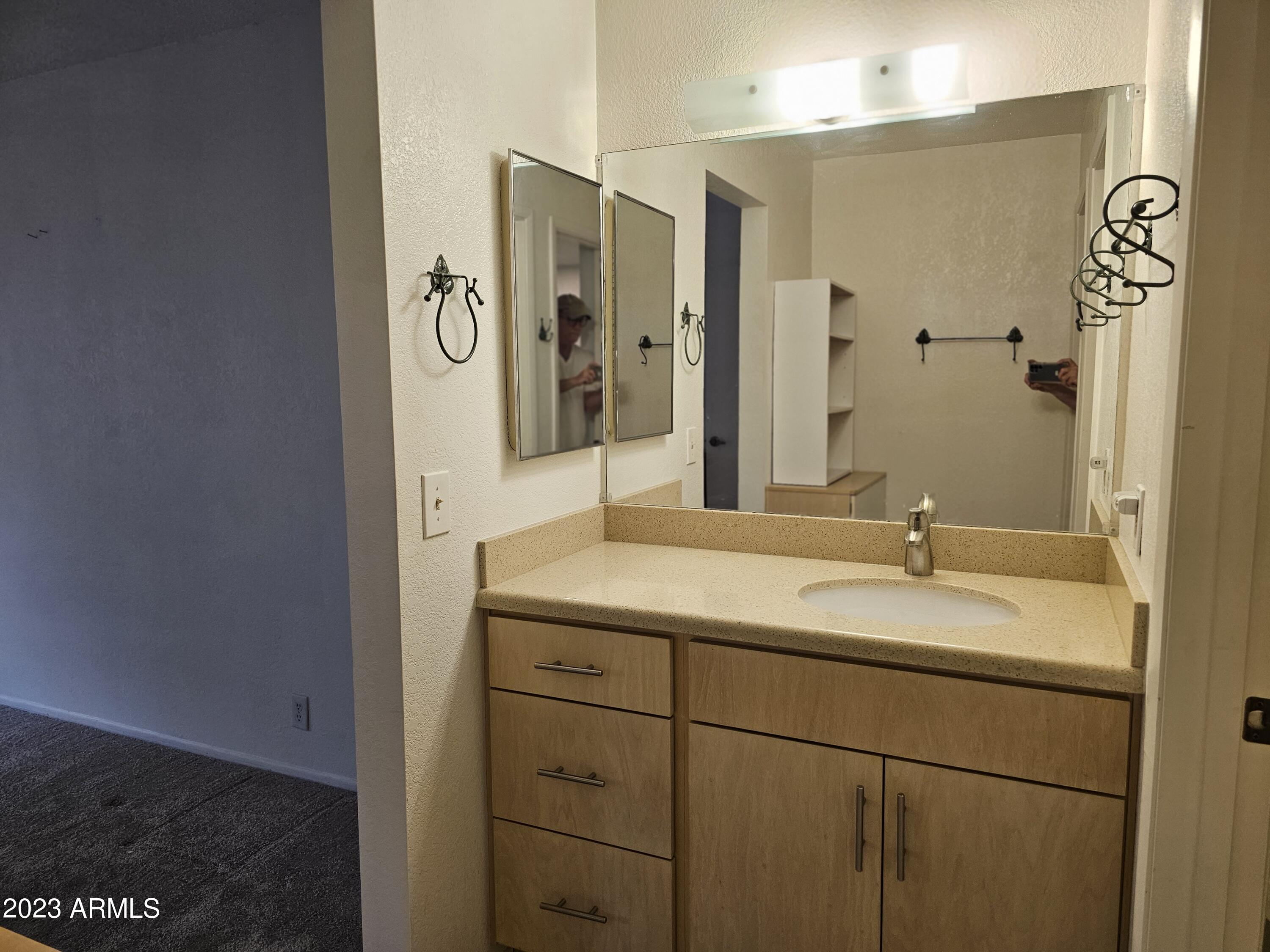 4150 East Cactus Road, Unit 102 Phoenix, AZ 85032 - Photo 12 of 22 20230912_101742