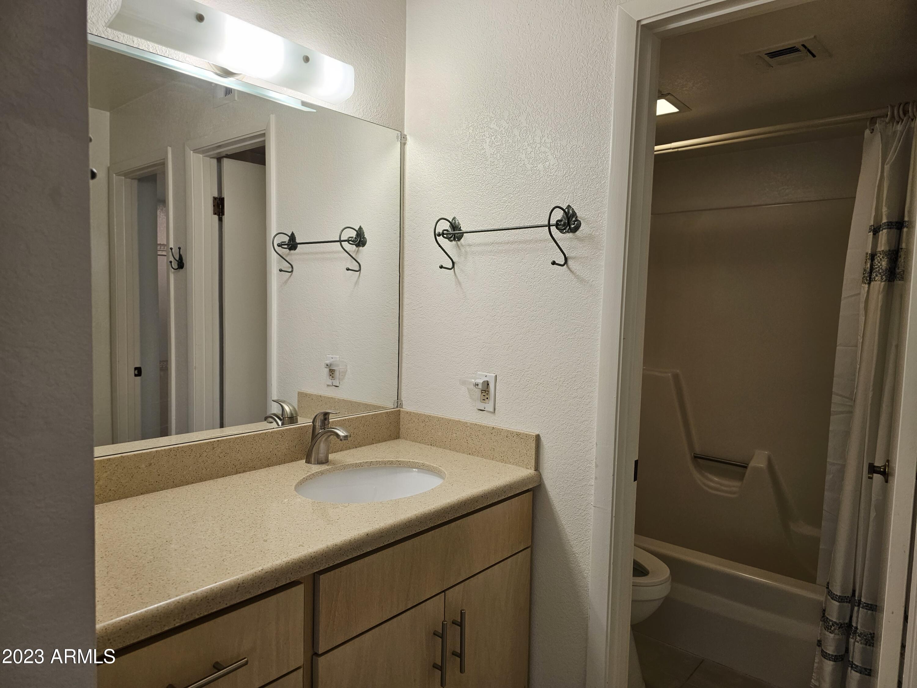 4150 East Cactus Road, Unit 102 Phoenix, AZ 85032 - Photo 10 of 22 20230912_101654