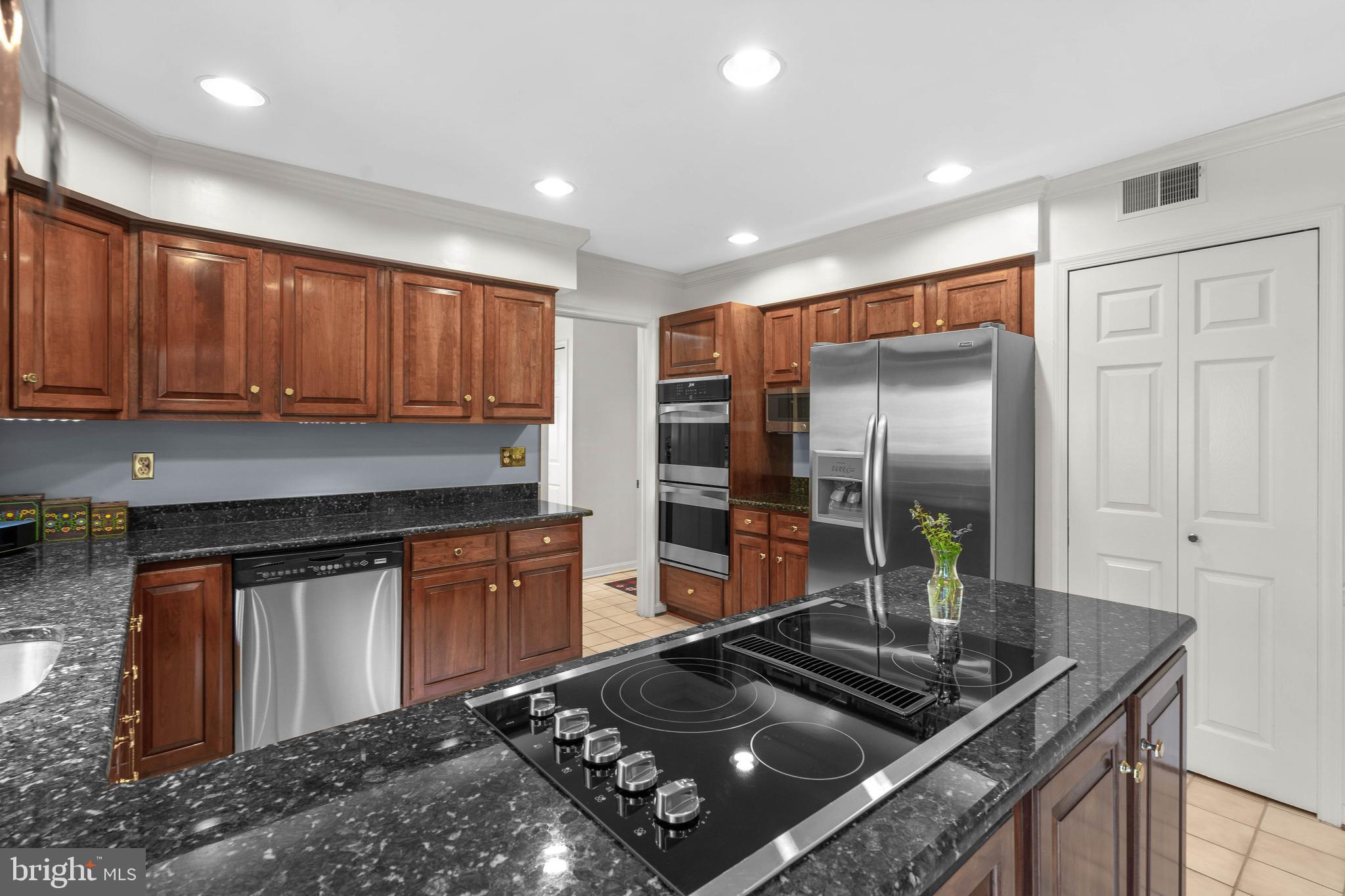17512 Old Baltimore Road Olney, MD 20832 - Photo 8 of 47 Kitchen