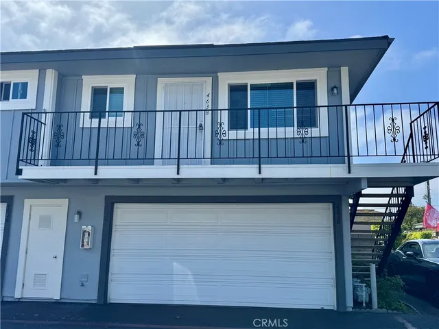 $2,700 | 4638 Via Vista, Huntington Beach, CA 92649