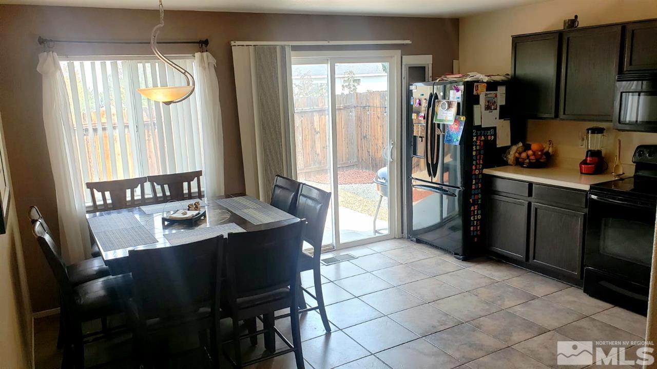 7489 Tallgrass Drive Reno, NV 89506 - Photo 2 of 3 Photo 2