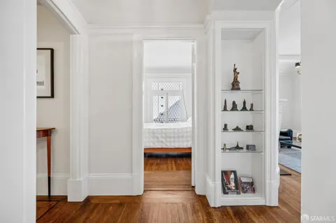 a view of entryway with a front door