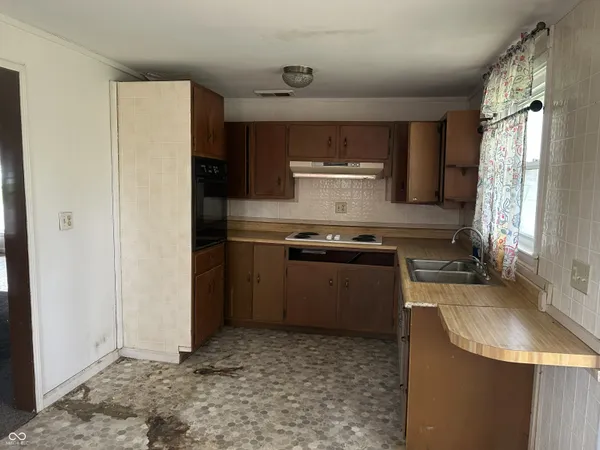 $89,000 | 8137 North Raider Road, Middletown, IN 47356