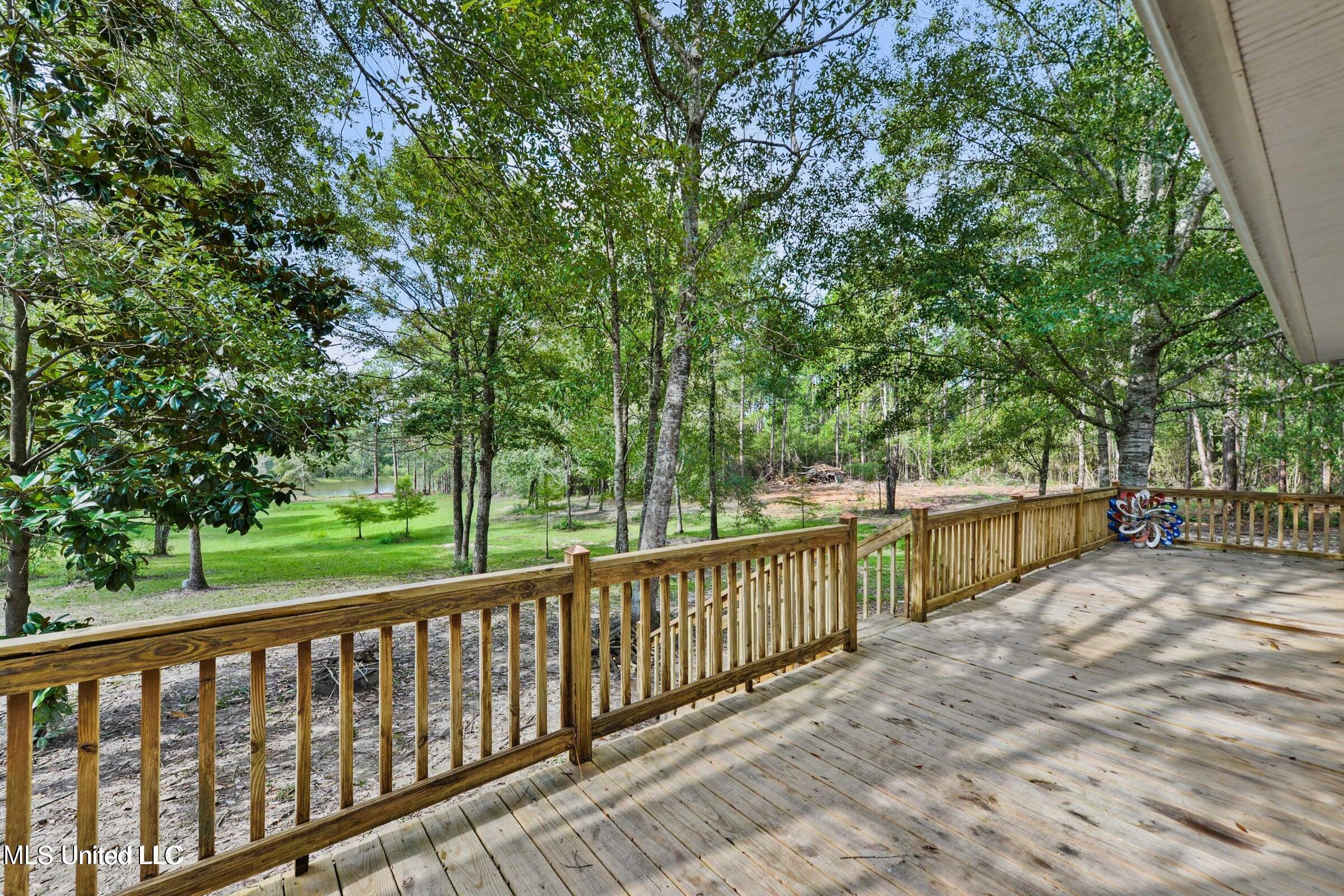 120 Maple Drive Perkinston, MS 39573 - Photo 5 of 35 20240915165646627009000000-o
