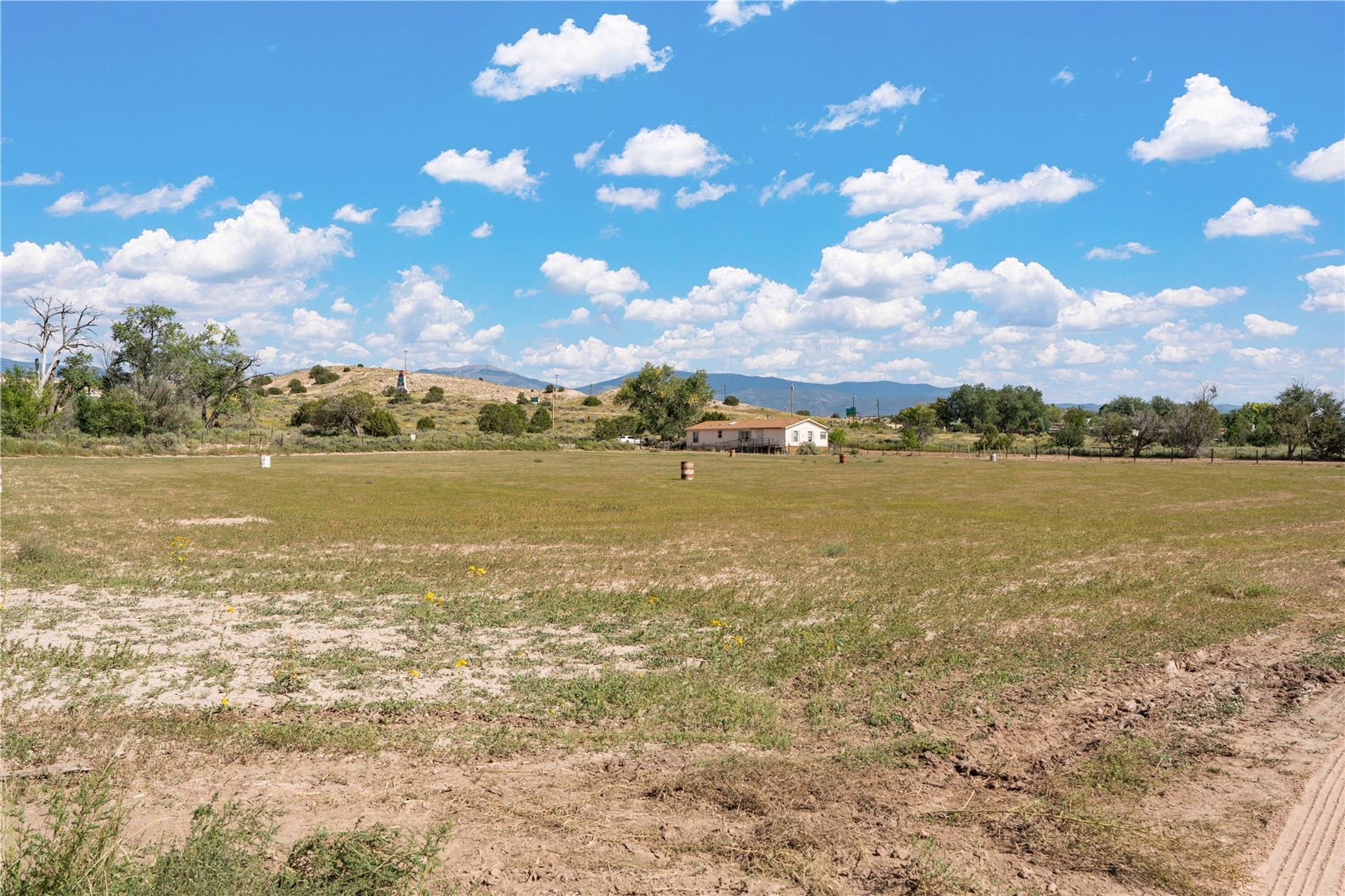 28 Sunlight View Santa Fe, NM 87506 - Photo 3 of 19