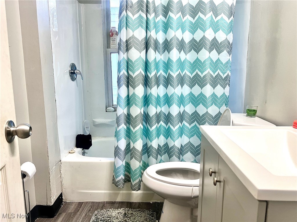 1563 Clermont Road Cleveland, OH 44110 - Photo 8 of 15 Gallery Image 8