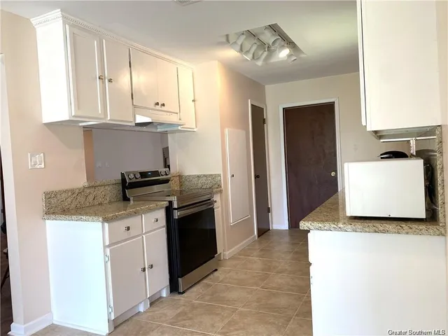 $259,000 | 4545 West Meadow Lane, Lake Charles, LA 70605