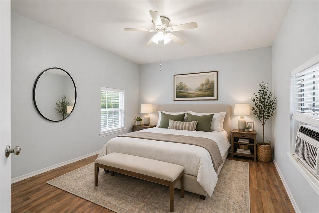 127 East Walker Street Denison, TX 75021 - Photo 4 of 26 virtually staged