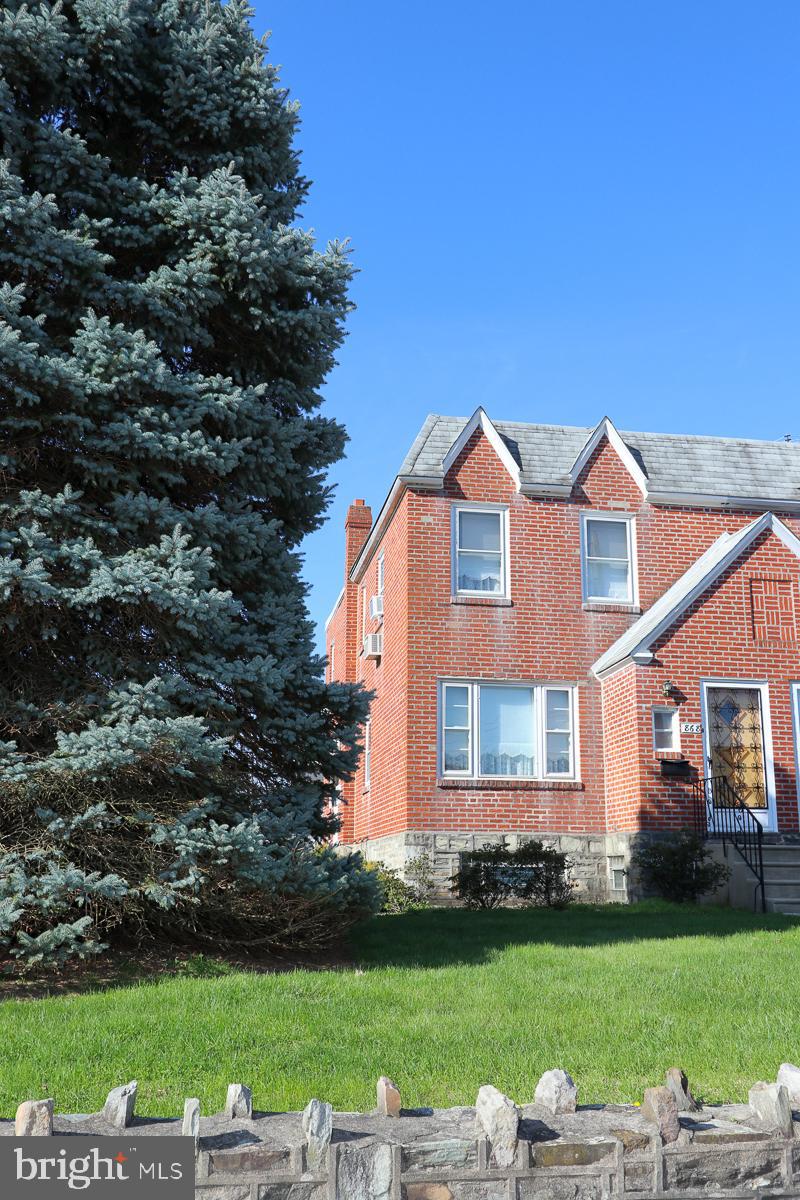 868 Medway Road Philadelphia, PA 19115 - Photo 1 of 56 Front exterior