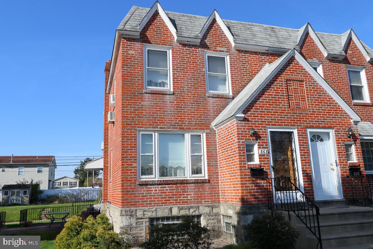868 Medway Road Philadelphia, PA 19115 - Photo 2 of 56 Front exterior