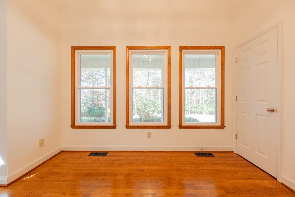 1259 McGhee Road Woodlawn, VA 24381 - Photo 17 of 81 Gallery Image 17