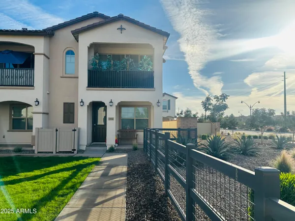 $2,050 | 782 South Olympic Drive, Gilbert, AZ 85296