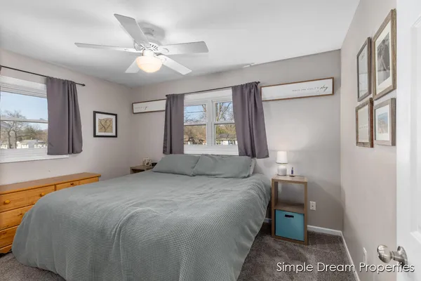 $300,000 | 4062 Oriole Avenue Southwest, Wyoming, MI 49509