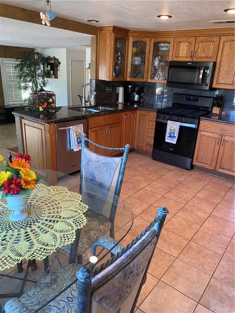 3 Rock Bluff Road Phillips Ranch, CA 91766 - Photo 10 of 35 kitchen