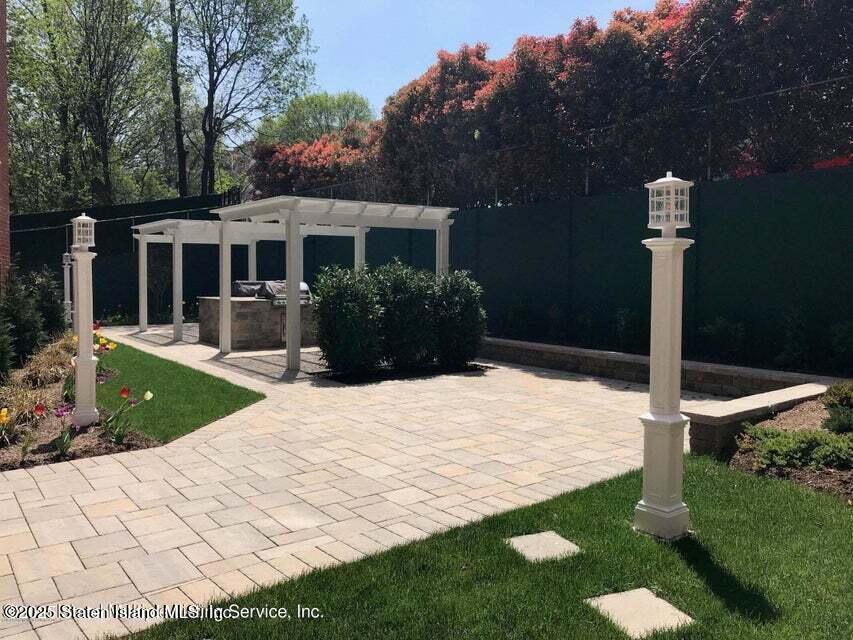 36 Hamilton Avenue, Unit 3A Staten Island, NY 10301 - Photo 7 of 10 36hambacxk3n