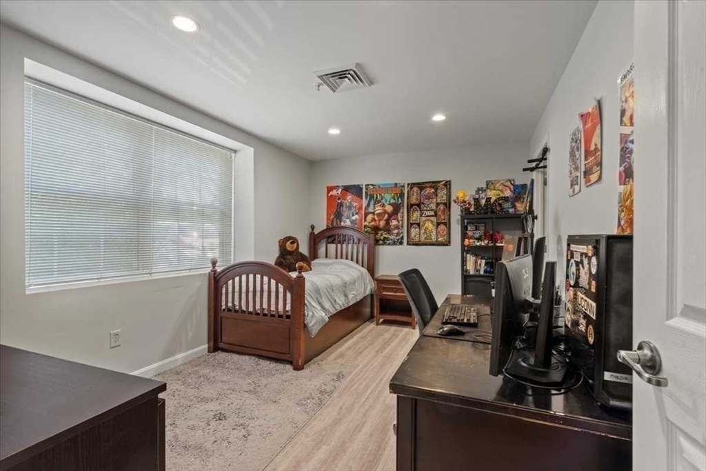48 Phillips Road, Unit 14 Holden, MA 01520 - Photo 15 of 26 Gallery Image 15