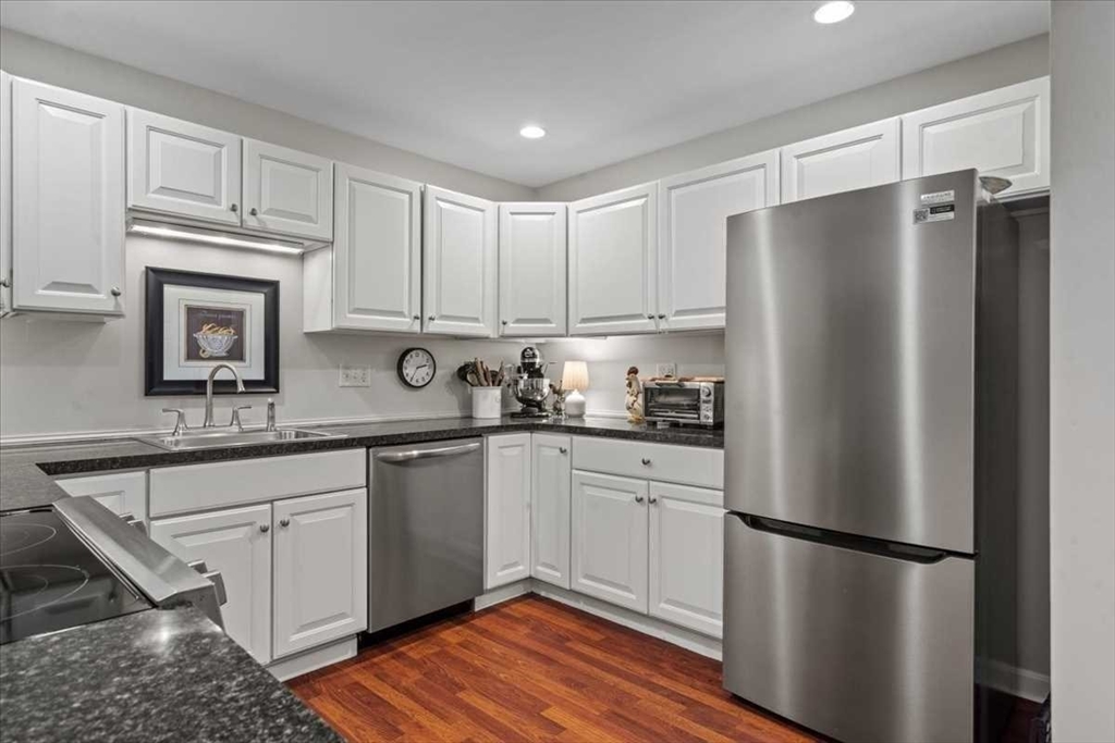 48 Phillips Road, Unit 14 Holden, MA 01520 - Photo 5 of 26 Gallery Image 5