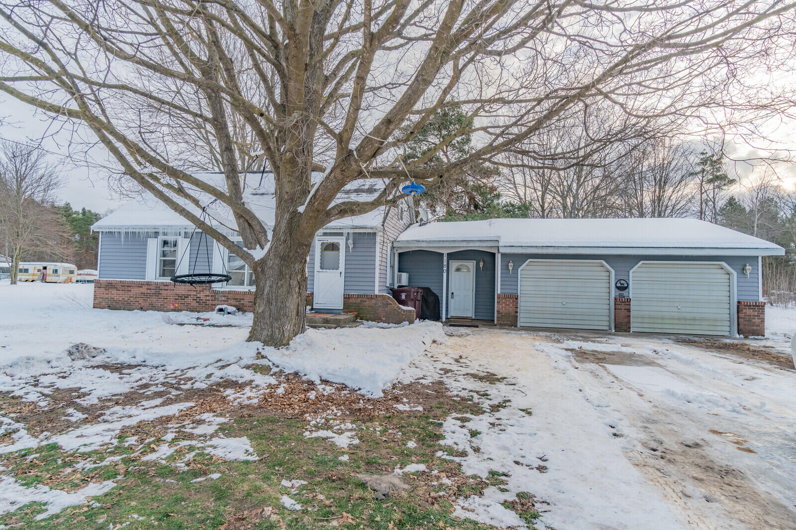 1180 South Dangl Road Muskegon, MI 49442 - Photo 1 of 21 01_1a1_mls