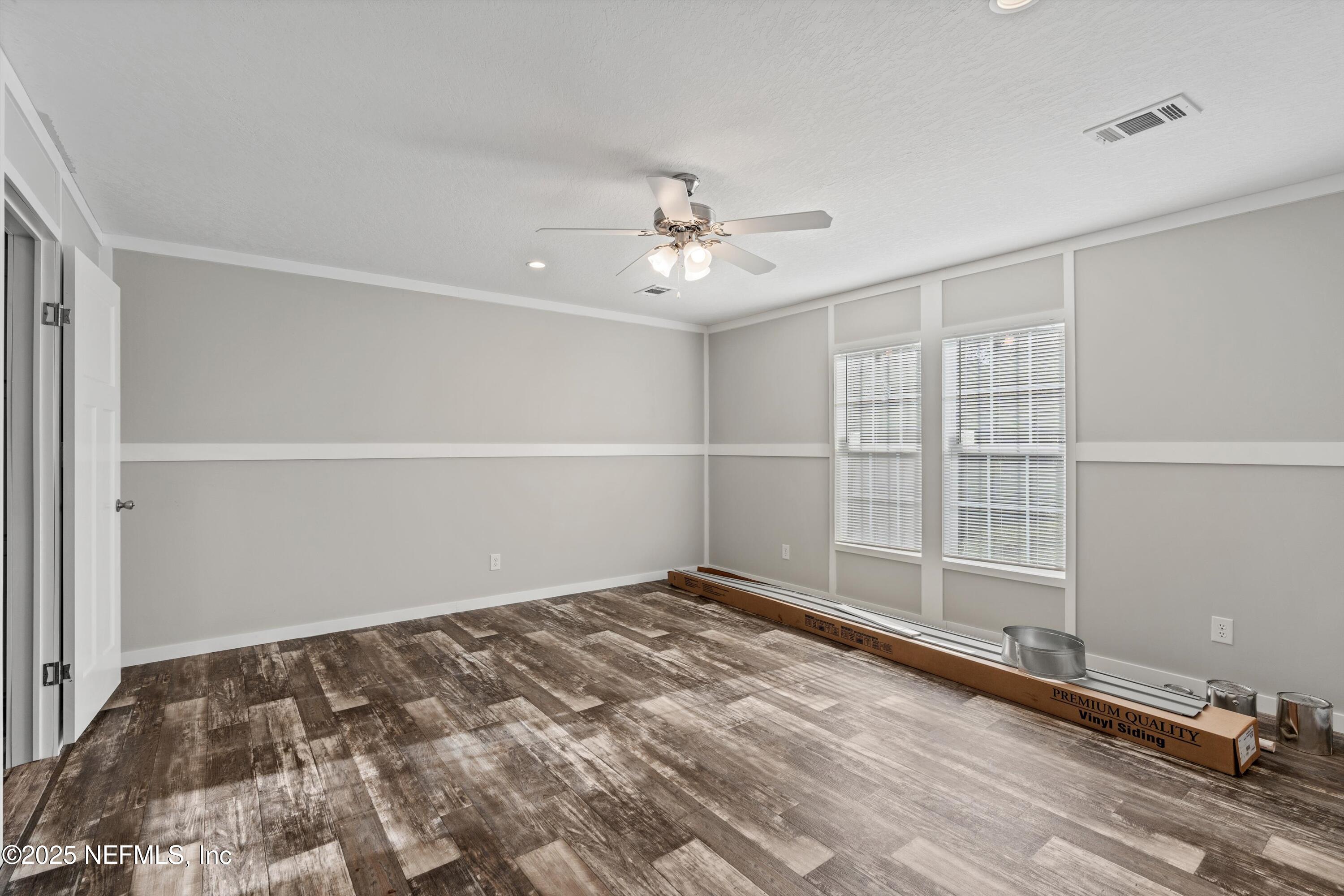 3153 Lannie Road Jacksonville, FL 32218 - Photo 17 of 27 11-Primary Bedroom