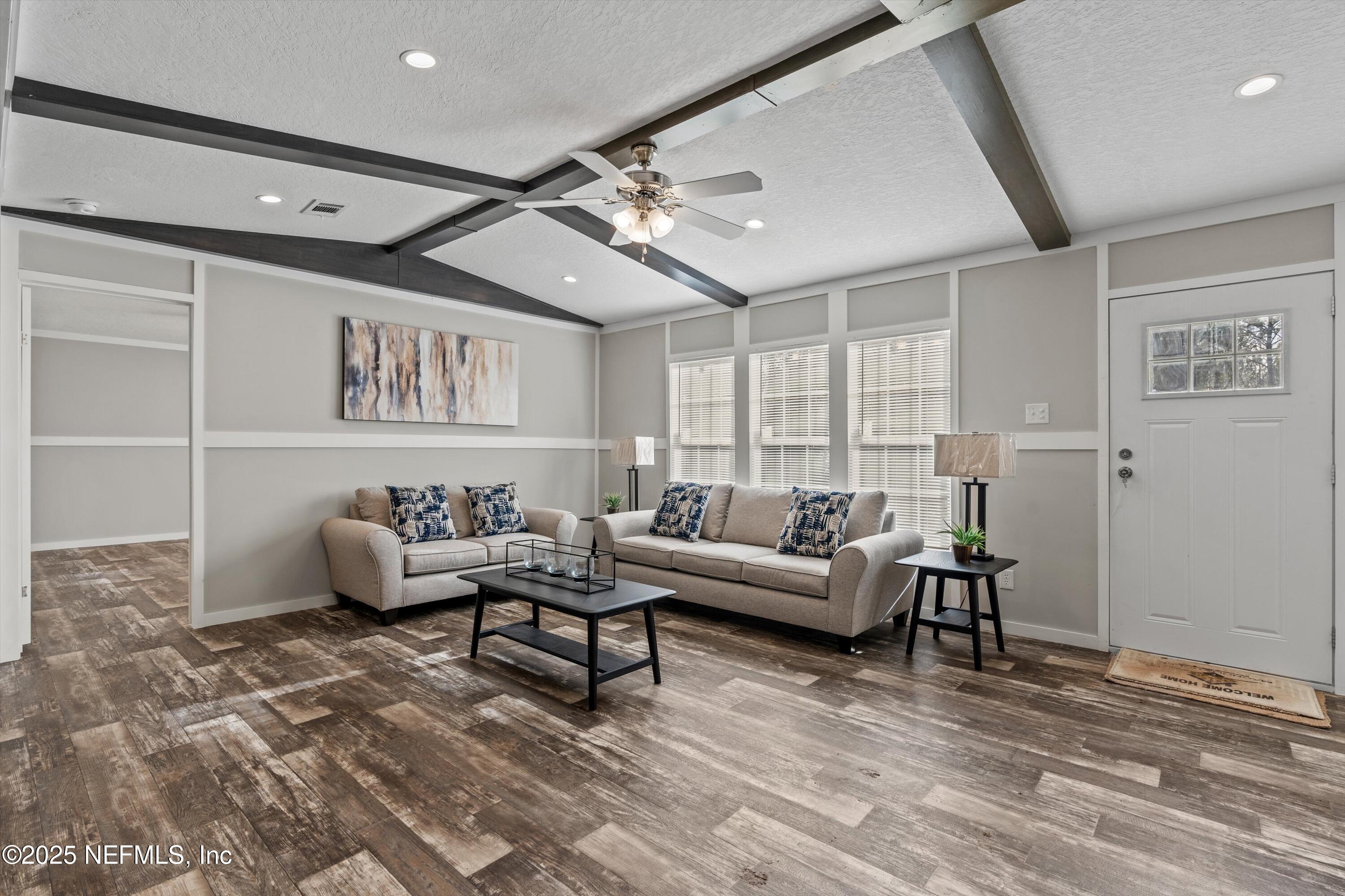 3153 Lannie Road Jacksonville, FL 32218 - Photo 22 of 27 06-Living Area