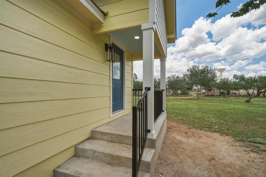 111 Rose Street Merkel, TX 79536 - Photo 33 of 37