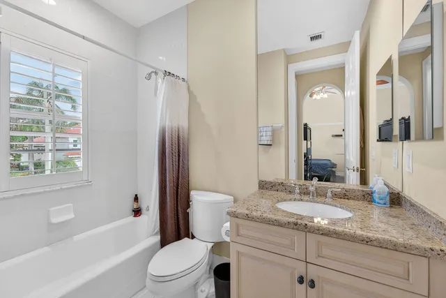 $10,500 | 7162 Vía Firenze, Boca Raton, FL 33433