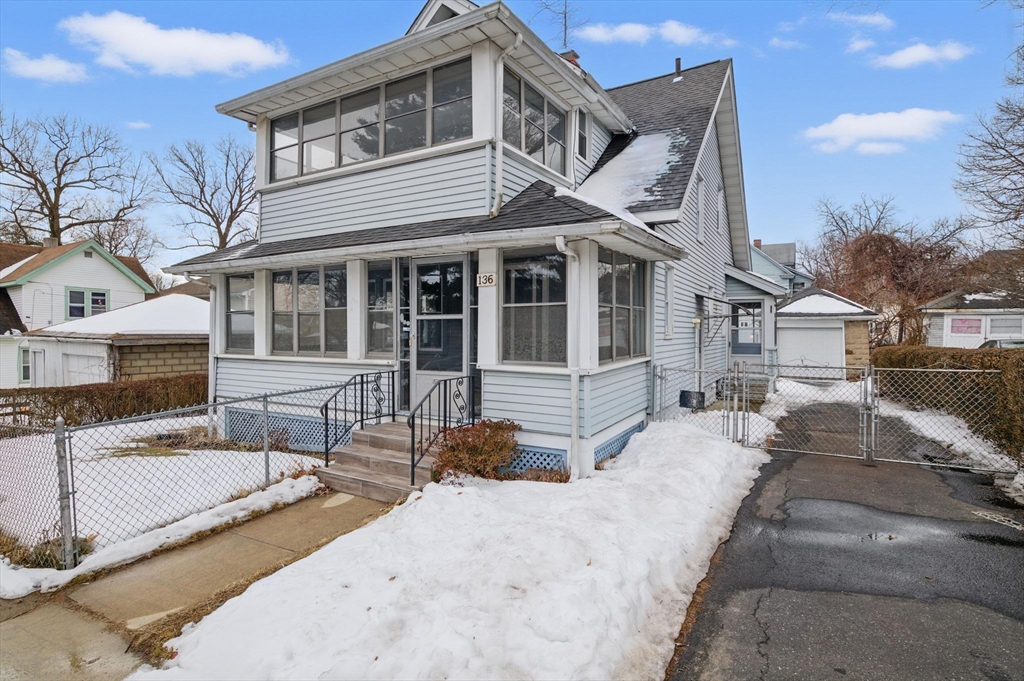 136 Albemarle Street Springfield, MA 01109 - Photo 2 of 28 Gallery Image 2