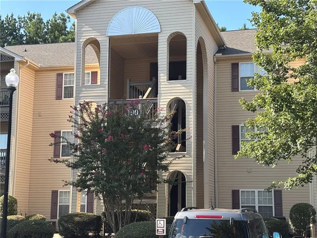 $198,500 | 190 Wexford Drive, Unit 107, Anderson, SC 29621