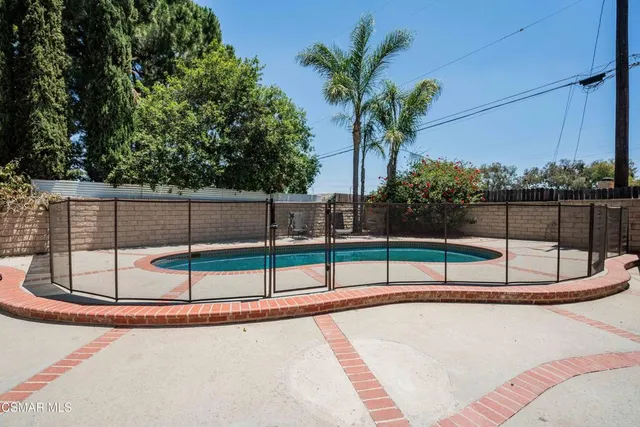 $4,500 | 17220 Rinaldi Street, Granada Hills, CA 91344