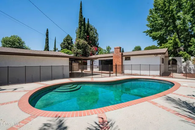 $4,500 | 17220 Rinaldi Street, Granada Hills, CA 91344