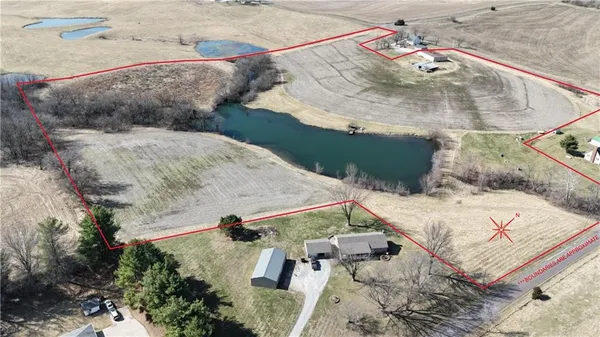 $427,808 | Southeast Kelsey Road Southeast, St. Joseph, MO 64507