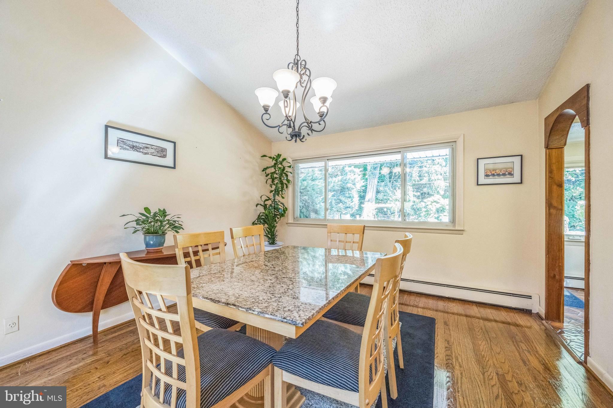 1058 Old Ford Road Huntingdon Valley, PA 19006 - Photo 10 of 40 Gallery Image 10