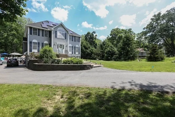 $899,900 | 257 Howe Street, Methuen, MA 01844