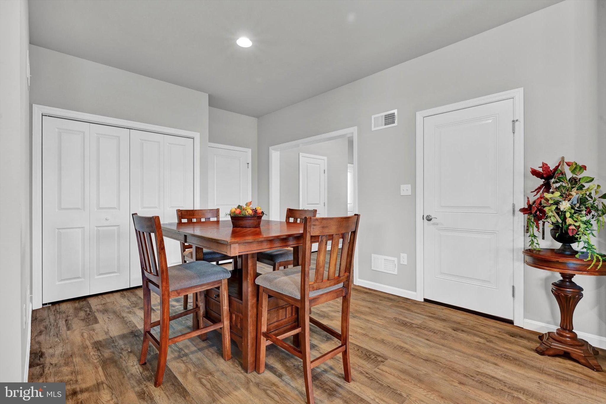 316 Ridgefield Drive Elizabethtown, PA 17022 - Photo 14 of 37 Gallery Image 14