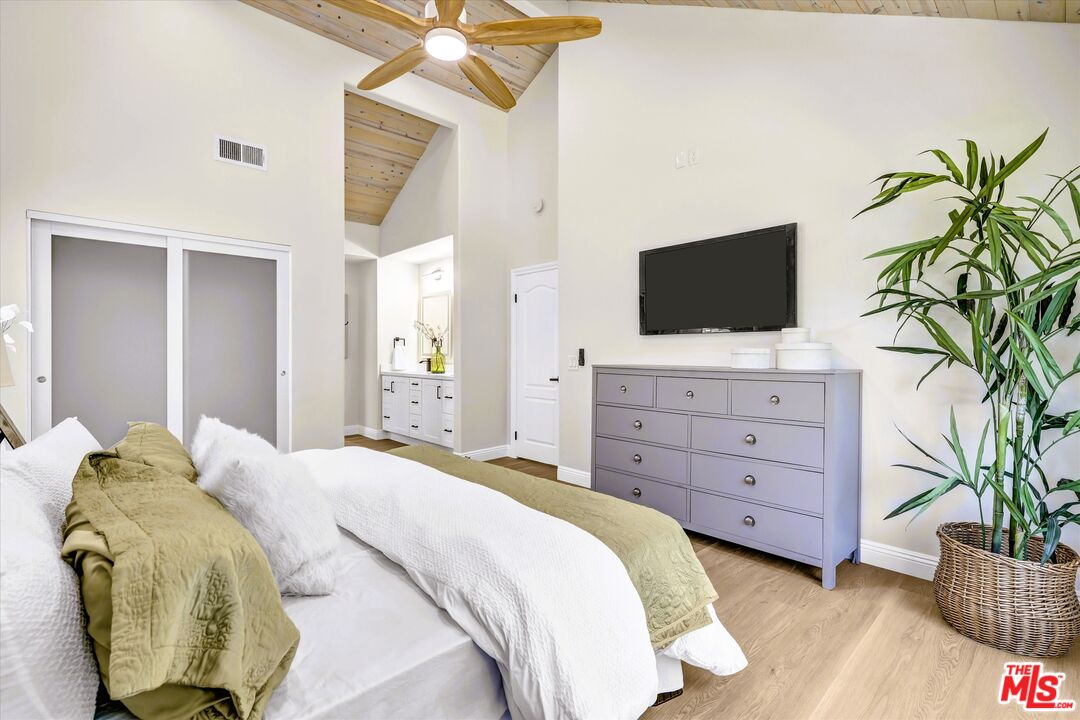 24621 Vía Del Rio Lake Forest, CA 92630 - Photo 22 of 42