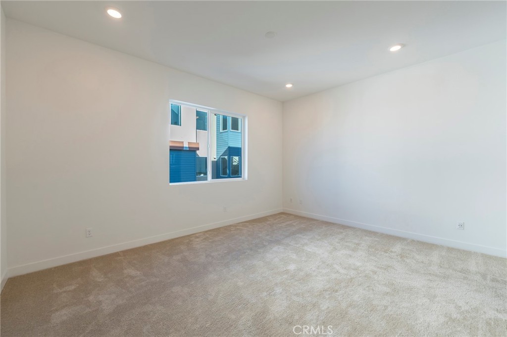 121 Baluster Irvine, CA 92618 - Photo 37 of 80 an empty room with a window