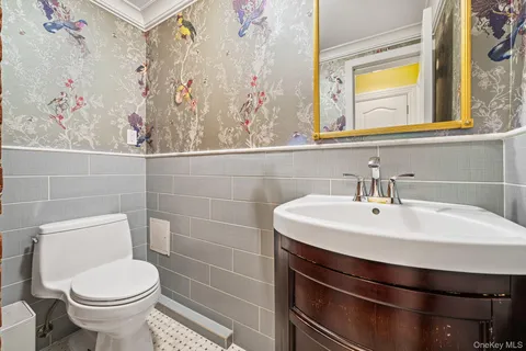 $1,399,000 | 191 Dunwoodie Street, Yonkers, NY 10704