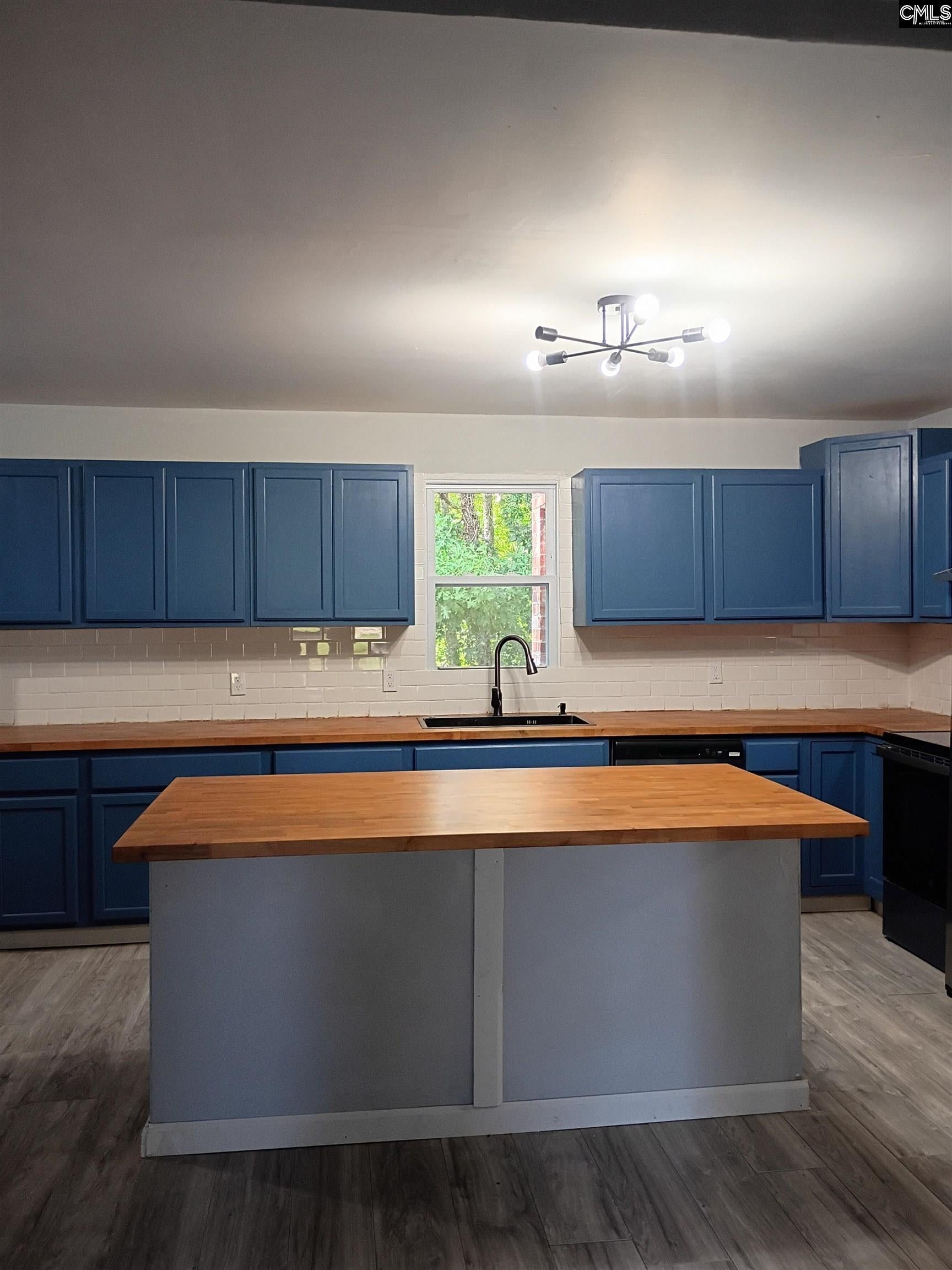 1517 North Woodstream Road Columbia, SC 29212 - Photo 5 of 25 Gallery Image 5