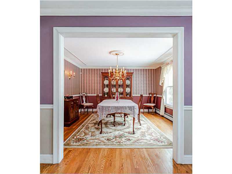 310 Lee Road South Kingstown, RI 02879 - Photo 11 of 25 Dining Room.