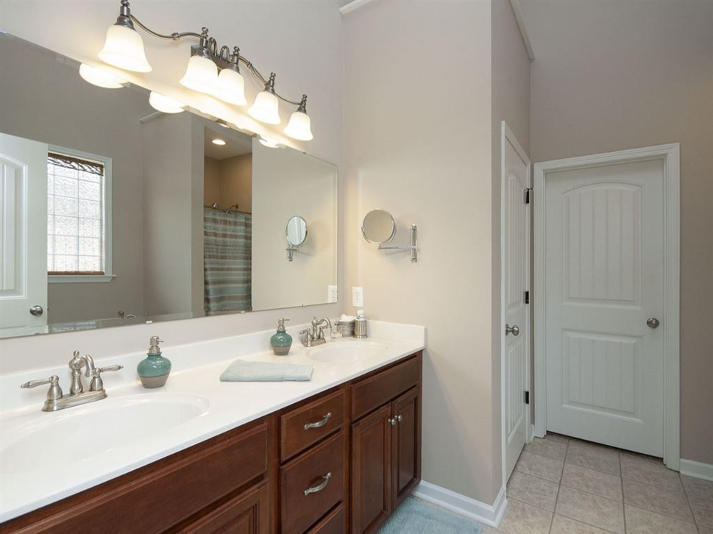 515 Serria Way Seneca, SC 29678 - Photo 20 of 35 Gallery Image 20